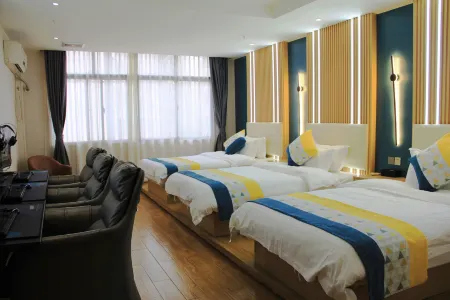 MT E-sports Theme Hotel Отели в г. Цзиньсянь