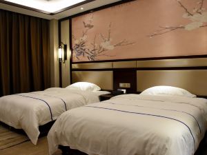 Home Inn Huaxuan Collection Hotel (Zhaotong Yanliang Bus Terminal)