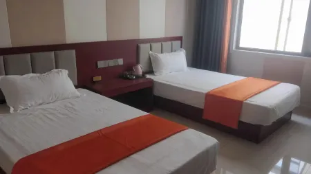 Huali Hotel (Yangyuan Xinhua Avenue)