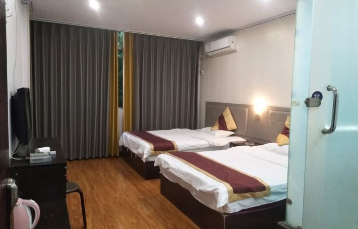 Xixian Leju Business Express Hotel