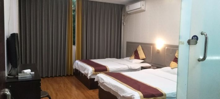 Xixian Leju Business Express Hotel Hotéis em Condado de Xi