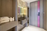 Emeishan Jinweisi Hotel (Emeishan High-speed Railway Station)