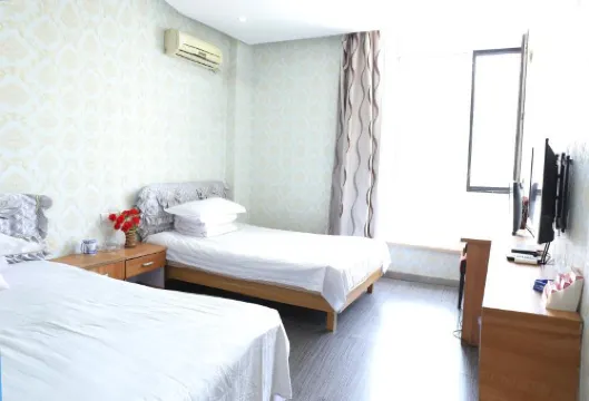 Benxi Berlin Hotel