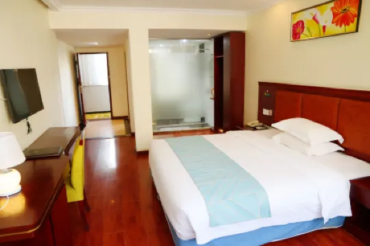 Xingyuexing Hotel (Zhuhai Gongbei Port)