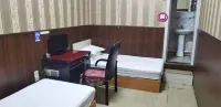 Lilac Hotel