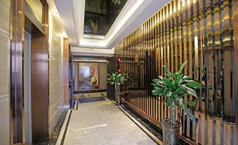 Dushi Meicheng Hotel (Chengdu Wuliangye Cultural Sports Center Dafeng Subway Station)