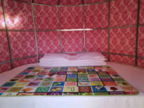 Yuxian Guanshan Tianxiang Farmhouse