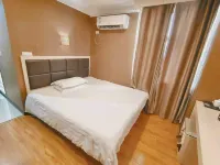 Xiantao Xinyu Fashion Hotel