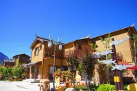 Treasure On The Clouds Homeland  Resort Hotel Hotels in Mao County