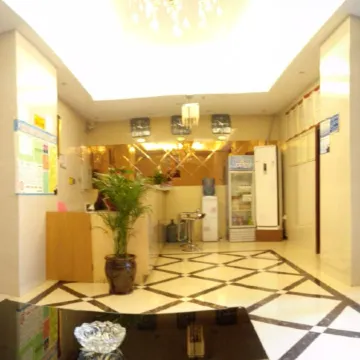 Jiangdu Holiday Hotel