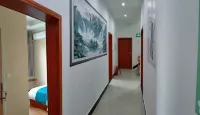 Furong Town Village Inn