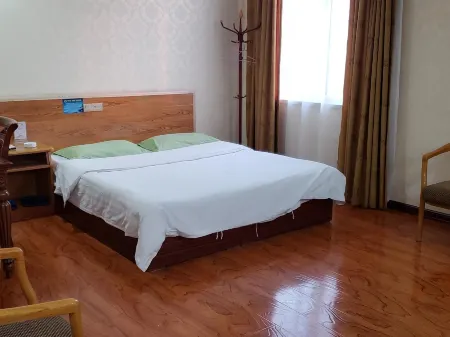 Wenxi Xingyu Jinchi E-sports Hotel Отели в г. Вэньси