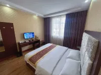 โรงแรมซีชวนจวี่ ซ่งผัน - สัตว์เลี้ยง