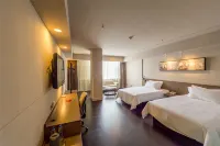 Huake Jiacheng Hotel (Xiangyang Railway Station) Hotels in Xiangyang Railway Station Business Circle