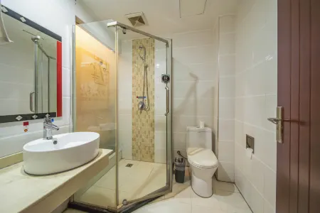 Mingyue Hotel Отели рядом с достопримечательностью «Yichun University»