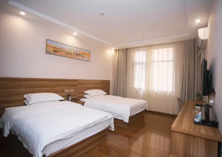 Duomi Hotel Отели в г. Фунин