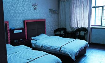 Xiangyang Huangjing Hotel