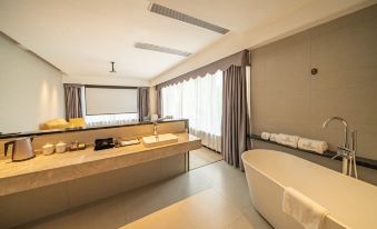 Zhuhai Yue Lai Lei She Hotel