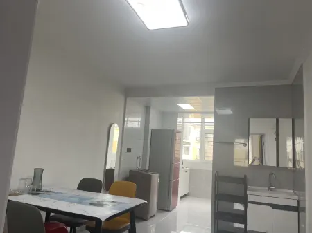 Simple Homestay (Chang'an Street Shop) Отели рядом с достопримечательностью «Tangguo Amusement Park»