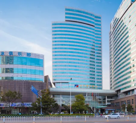 Kunming Taili International Hotel (Vientiane City) Отели рядом с достопримечательностью «Southwest Forestry University Bailong Campus»