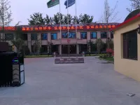 Jun Royal Pavilion Hotel Hotels near Changle Agricultural Product Trade Town