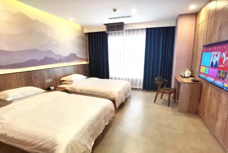 Sutian Homestay (Yuncheng Dongxing Upward Plaza) Отели рядом с достопримечательностью «Yuncheng Salt Lake»