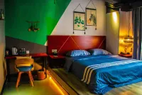 Huaijia Art Hotel