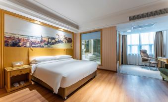 Vienna Hotel - Housity