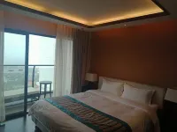 Chengjiang Mountain and Sea Apartment
