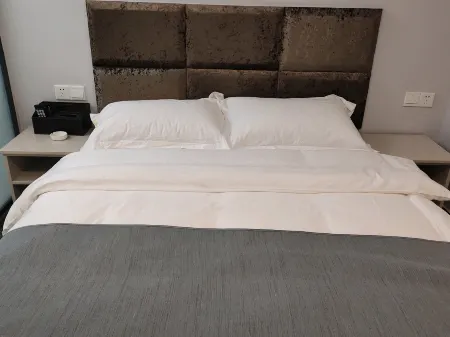 Bashan Grand Canyon Tujia Xinyue Inn Отели в г. Сюаньхань