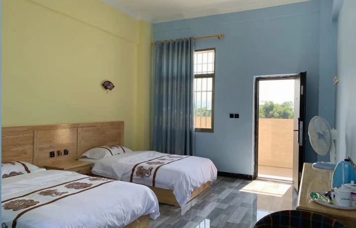 Ruili Zhuyunxuan Apartment