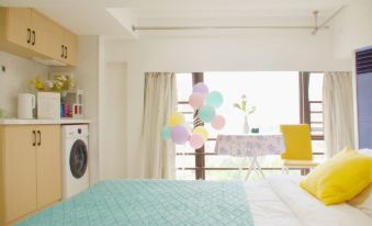 Yunshu Giant Screen Cinema Apartment (Wanda Plaza)