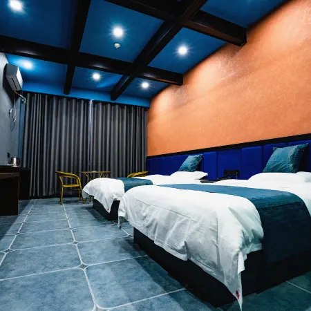 Kuqa Qianxun Theme Hotel