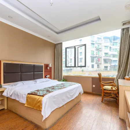 Linshui Fashion Regent Business Hotel