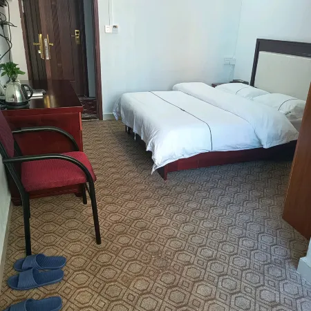 Shantou Xinyi Inn