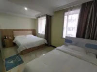 Wanhe Fashion Hotel (Floating Market Store)