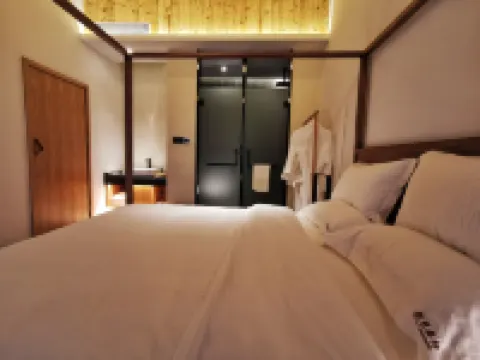 Ji Jian Resorts