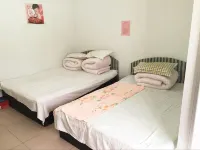 Laiyang Shengshi Plaza Hotel