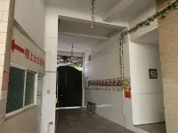 Mengzi Hongda Hotel - 2-Star