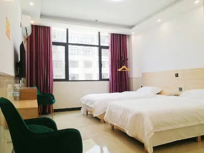 Anlong Tongshun Hotel Hotels near Ming18 Xianshengmu