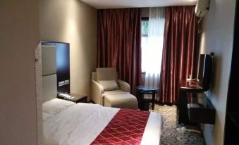Kaisheng Hotel Luochuan