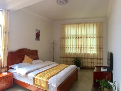 Wuding Yinglong Hotel Hotels near Shizishan Qiankun Ecological Garden