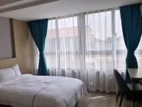 Peixian Holdings Hotel - 2-Star