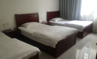 Xingyi Yongfeng Hotel