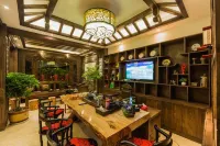 Qianyuan Inn (Lijiang Anshang) Отели в г. Лицзян
