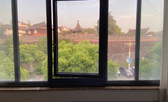 Huiluge Hotel (Yuxian Huizhou Ancient City Branch)