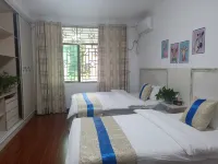 Youyuan Renjia Homestay (Mount Fanjing Scenic Area East Gate)