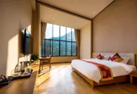 Beiliu Suoluo Valley Resort