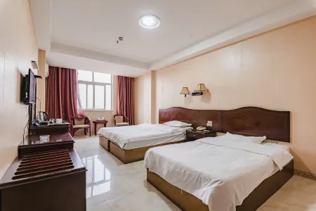Shenqiu Yudong Hot Spring Hotel
