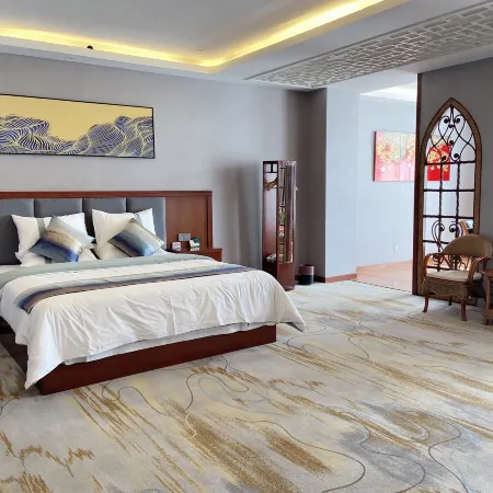 Longcheng Business Hotel